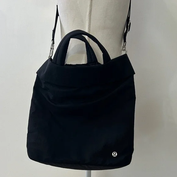 LULULEMON athletica On My Level Black Tote Bag 20L - Picture 1 of 10